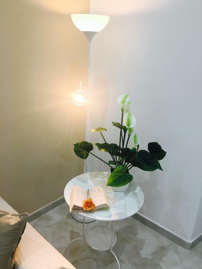 Queen Chic Apartment Специя Экстерьер фото