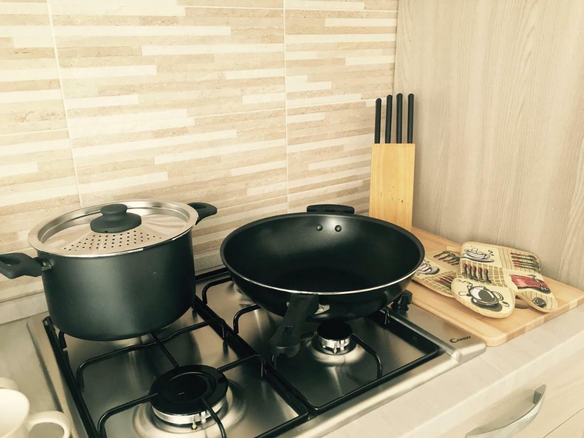 Queen Chic Apartment Специя Экстерьер фото