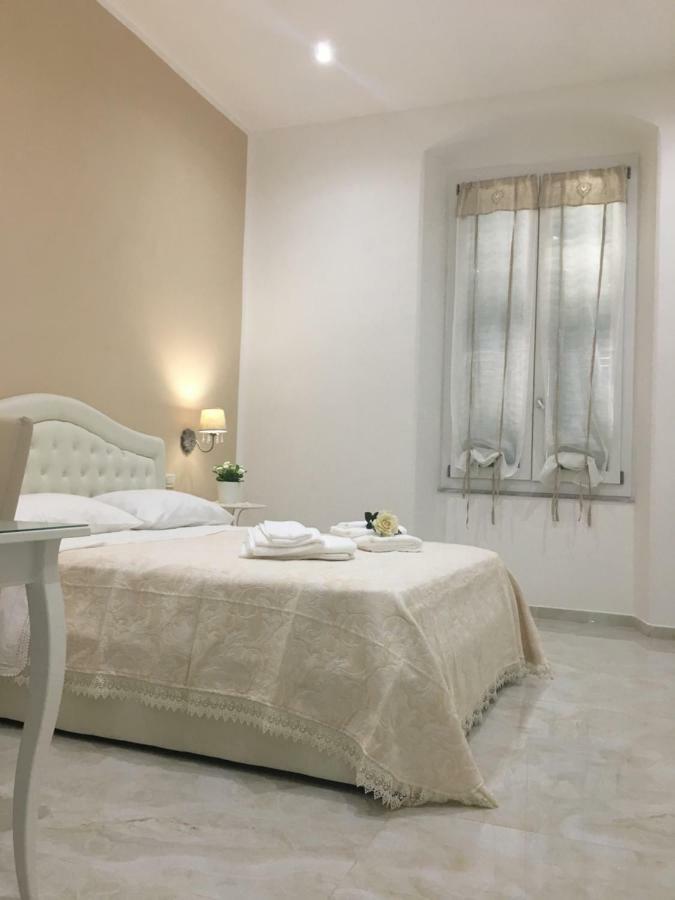 Queen Chic Apartment Специя Экстерьер фото